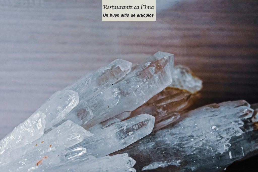 Mineral transparente